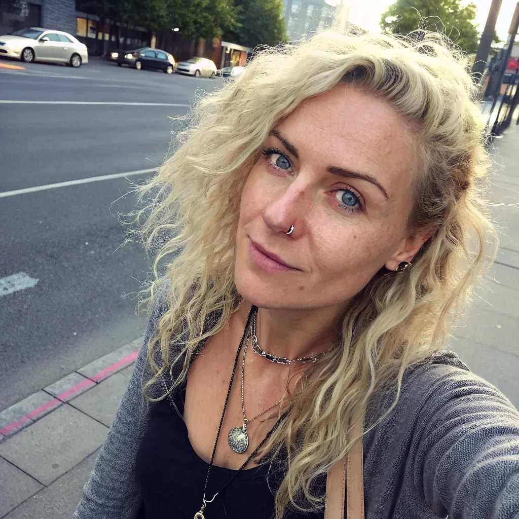 Mia